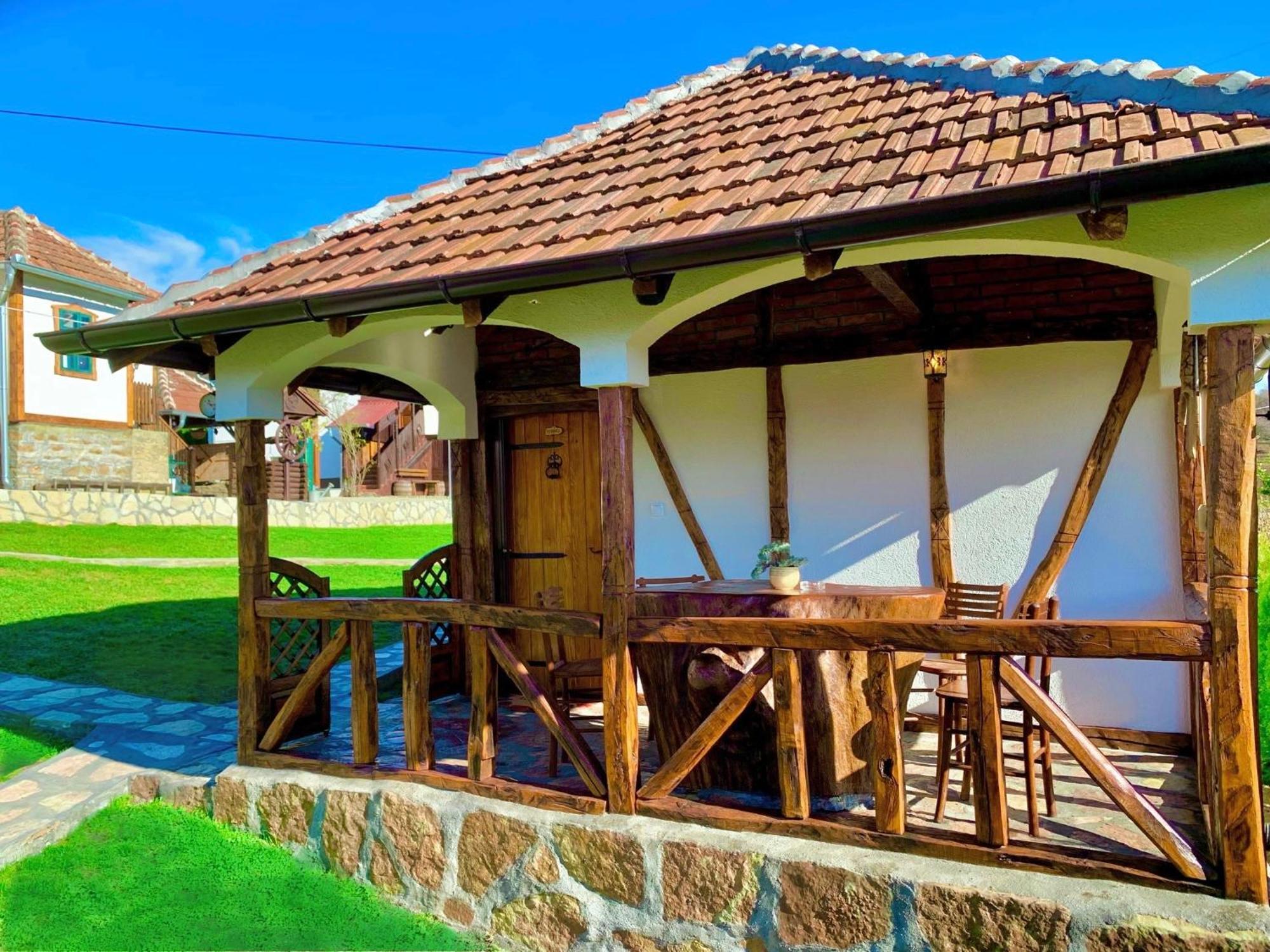 Etno Selo Stanojevic Hotel Boljevac Luaran gambar